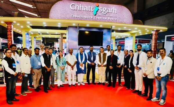 ट्रैवल एंड टूरिज्म फेयर कोलकाता-2026 में छत्तीसगढ़ पर्यटन विभाग के अधिकारी -कर्मचारी ट्रैवल एंड टूरिज्म फेयर कोलकाता-2026 में छत्तीसगढ़ पर्यटन विभाग के अधिकारी -कर्मचारी