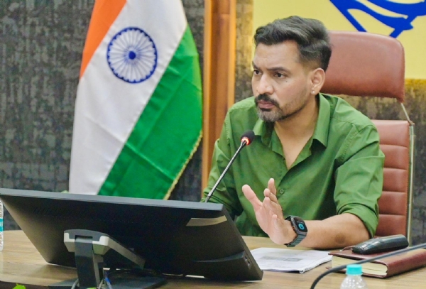 जिला समाज कल्याण अधिकारी दीपांकर घिल्डियाल जिला समाज कल्याण अधिकारी दीपांकर घिल्डियाल