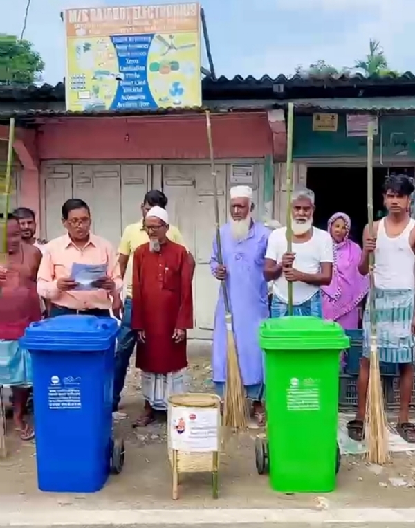बोंगाईगांव रिफाइनरी द्वारा स्वच्छता पखवाड़ा के अंतर्गत जागरूकता कार्यक्रम एवं श्रमदान का आयोजन।