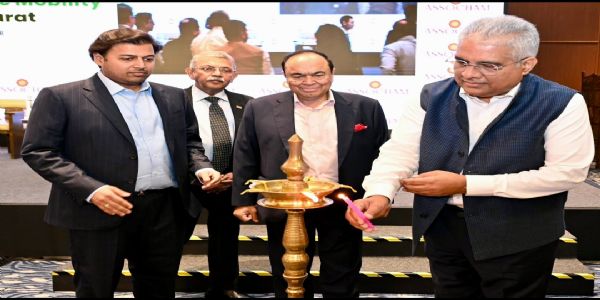 ई-मोबिलिटीत्यस्य लक्ष्यं केवलं तकनीक परिवर्तनं न अपितु सततम् औद्योगिकम्इकोसिस्टमनिर्माणम् : भूपेंद्र यादवः