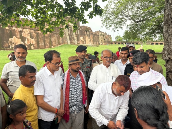 Rohtas kila ka nirishkn krte Rohtas kila ka nirishkn krte