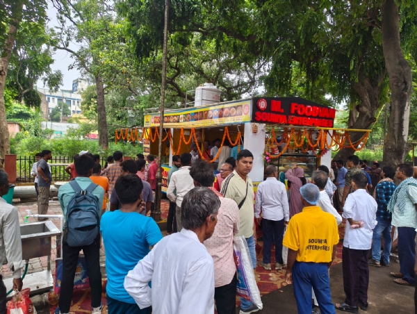 मोबाइल फूड स्टॉल मोबाइल फूड स्टॉल