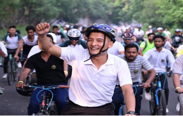 कारगिल के वीरों को साइकिल रैली से नमन, फिट इंडिया ने शुरू किया वालंटियर कार्यक्रम कारगिल के वीरों को साइकिल रैली से नमन, फिट इंडिया ने शुरू किया वालंटियर कार्यक्रम