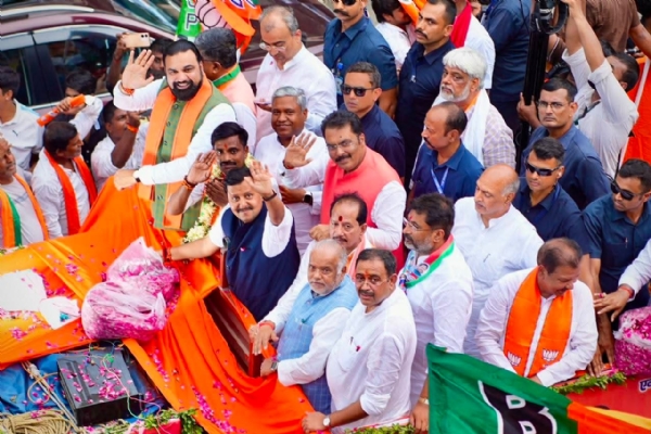 भाजपा का रोड शो