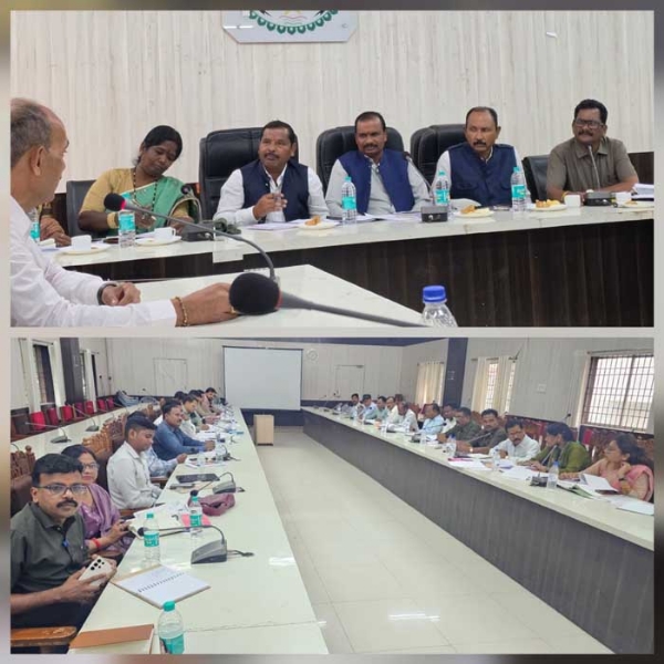 शिक्षा समिति की बैठक में शैक्षणिक गुणवत्ता व स्कूलों की व्यवस्था पर हुई चर्चा.jpg