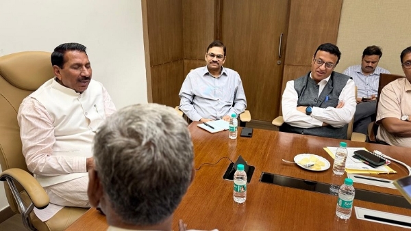 किसानों के साथ कृषि मंत्री कंषाना ने की बैठक
