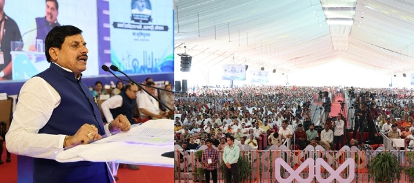 सतगढ़ी भोपाल में भूमि-पूजन कार्यक्रम को संबोधित करते हुए मुख्यमंत्री डॉ. मोहन यादव सतगढ़ी भोपाल में भूमि-पूजन कार्यक्रम को संबोधित करते हुए मुख्यमंत्री डॉ. मोहन यादव