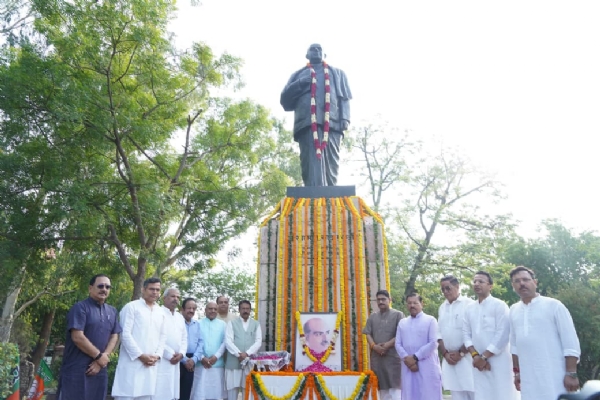 दिल्ली भाजपा प्रदेश अध्यक्ष हर्ष मल्होत्रा दिल्ली भाजपा प्रदेश अध्यक्ष हर्ष मल्होत्रा