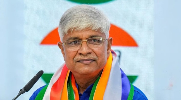 कांग्रेस पार्टी के उत्तर प्रदेश प्रभारी राजेंद्र पाल गौतम (फाइल फोटो)। कांग्रेस पार्टी के उत्तर प्रदेश प्रभारी राजेंद्र पाल गौतम (फाइल फोटो)।