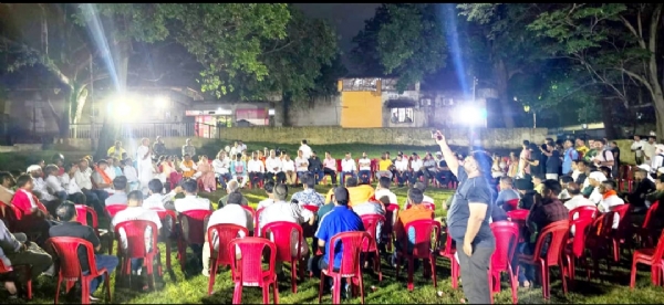 बैठक को संबोधित करती विधायक पूर्णिमा साहू बैठक को संबोधित करती विधायक पूर्णिमा साहू