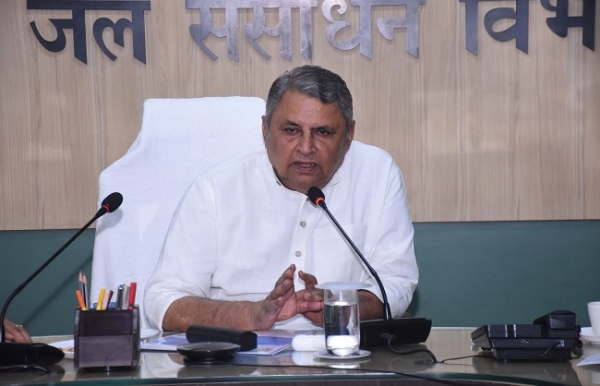 उपमुख्यमंत्री-सह जल संशाधन मंत्री विजय चौधरी बाढ़ पूर्व तैयारियों की समीक्षा करते हुए उपमुख्यमंत्री-सह जल संशाधन मंत्री विजय चौधरी बाढ़ पूर्व तैयारियों की समीक्षा करते हुए