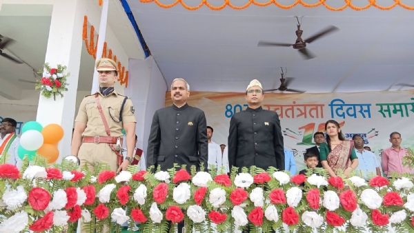 बाबासाहेब डाॅक्टर भीमराव अम्बेडकर विश्वविद्यालय लखनऊ में 80वें स्वतंत्रता दिवस के अवसर पर कार्यक्रम का आयोजन