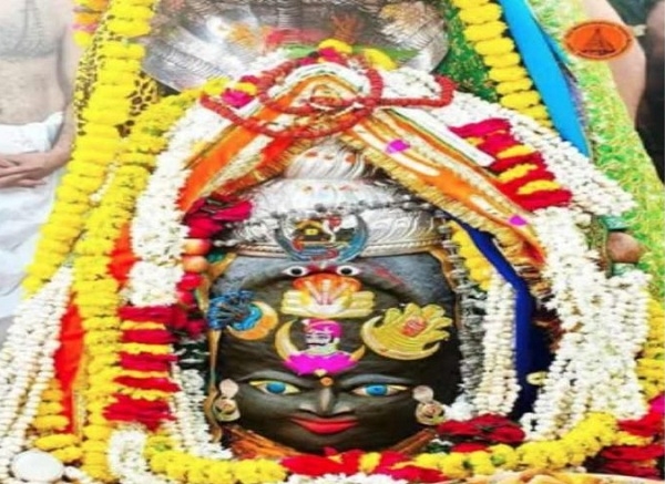 2.30 बजे खुले महाकाल मंदिर के पट, भस्म आरती में उमड़े भक्त