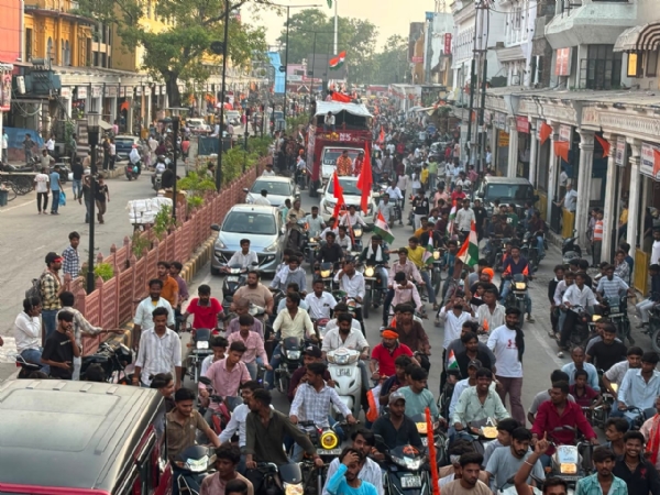 मुरादाबाद महानगर में रविवार शाम को निकलती तिरंगा बाइक यात्रा
