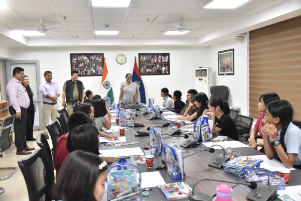बच्चों ने चित्रों में उकेरा ‘मेरा भारत-एकता में विविधता’ का संदेश का फाेटाे बच्चों ने चित्रों में उकेरा ‘मेरा भारत-एकता में विविधता’ का संदेश का फाेटाे
