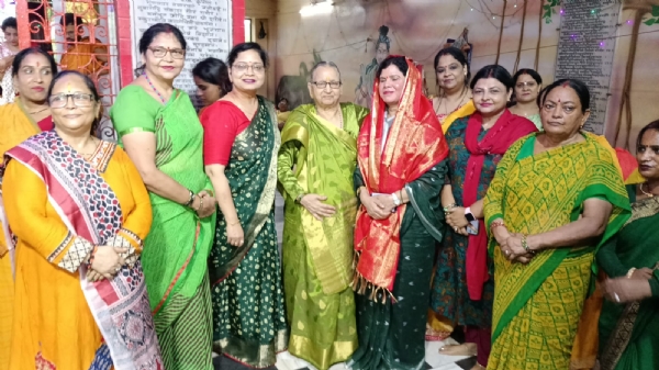 रुद्राभिषेक करने पहुंची एमएलसी अन्नपूर्णा रुद्राभिषेक करने पहुंची एमएलसी अन्नपूर्णा