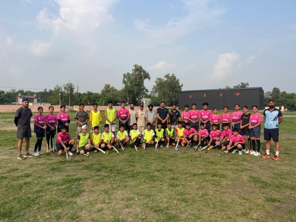 Hockey excitement in Kathua on National Sports Day; Hiranagar Club wins the match.