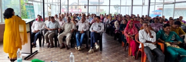 गाेष्ठी में माैजूद किसान। गाेष्ठी में माैजूद किसान।