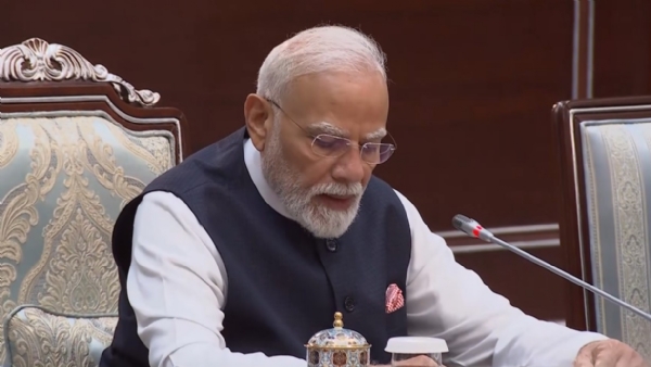 प्रतिनिधिमंडल स्तर की वार्ता में प्रधानमंत्री प्रतिनिधिमंडल स्तर की वार्ता में प्रधानमंत्री