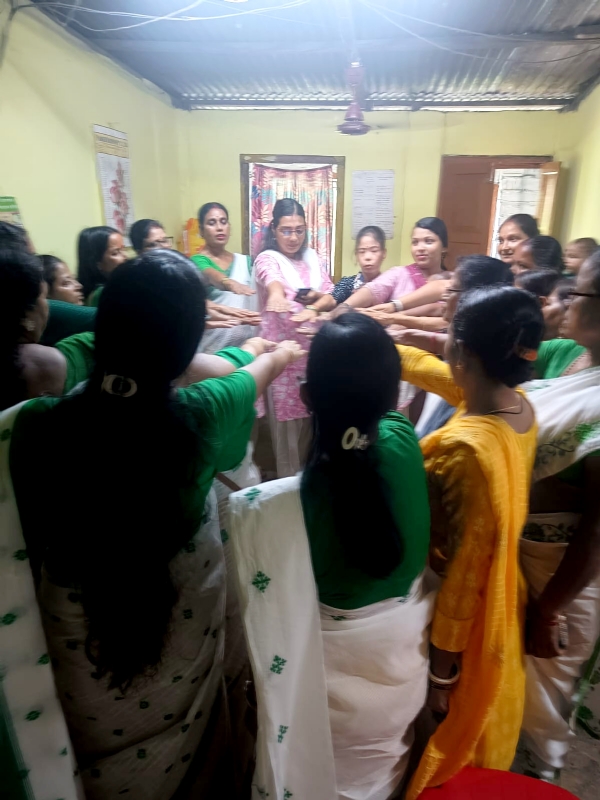 सेंट्रल गुवाहाटी प्रोजेक्ट में विश्व दुग्धपान सप्ताह के तहत शपथ ग्रहण की तस्वीर। सेंट्रल गुवाहाटी प्रोजेक्ट में विश्व दुग्धपान सप्ताह के तहत शपथ ग्रहण की तस्वीर।