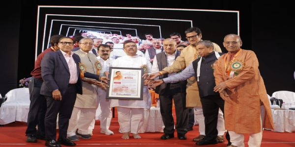 मुख्यमंत्रिणः शुभेंदु अधिकारिणः कोलकातायां नागरिकाणाम्अभिनंदनम्, अवदत्- बंगालस्य गौरवं पुनर्स्थापनम् अस्माकं संकल्पः