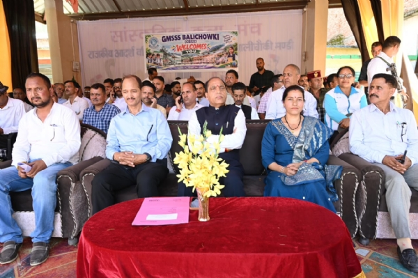 खेल प्रतियोगिता के शुभारंभ अवसर पर जयराम ठाकुर। खेल प्रतियोगिता के शुभारंभ अवसर पर जयराम ठाकुर।