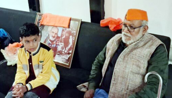 नैनीताल में बाबा नीब करौरी के पोते शैलेंद्र शर्मा।