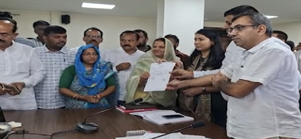 Anamika Sharma from BJP filed her nomination for the post of Mayor of Ajmer Municipal Corporation. Anamika Sharma from BJP filed her nomination for the post of Mayor of Ajmer Municipal Corporation.