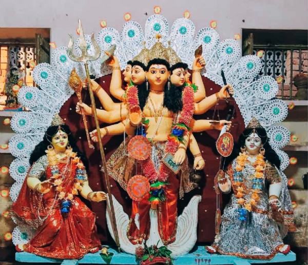 बांकुड़ा जिले का प्रसिद्ध पांच मुख दस हाथ वाले विश्वकर्मा पूजा बांकुड़ा जिले का प्रसिद्ध पांच मुख दस हाथ वाले विश्वकर्मा पूजा