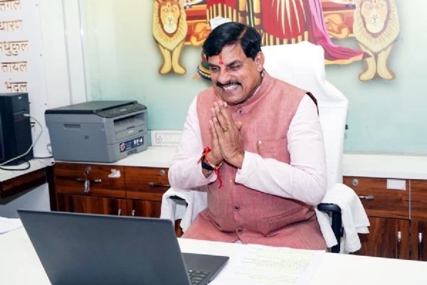 बलराम कृषि महोत्सव वर्चुअली को संबोधित करते हुए मुख्यमंत्री डॉ. मोहन यादव बलराम कृषि महोत्सव वर्चुअली को संबोधित करते हुए मुख्यमंत्री डॉ. मोहन यादव