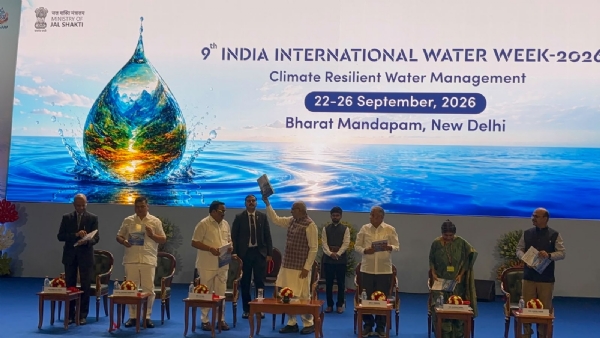भारत मंडपम में मंगलवार को 9वें भारत अंतरराष्ट्रीय जल सप्ताह-2026 का उद्घाटन करते उपराष्ट्रपति सी. पी. राधाकृष्णन।