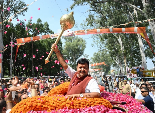 सहारनपुर पहुंचे भाजपा अध्यक्ष नितिन नवीन