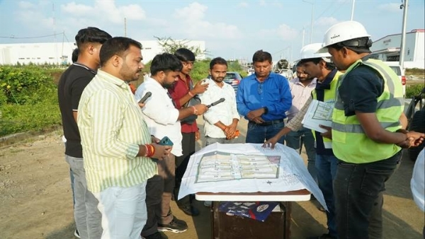 बिहार से आए सोशल मीडिया इंफ्लूएंसर्स ने उज्जैन में विकास कार्यों एवं ऐतिहासिक स्थलों का किया अवलोकन बिहार से आए सोशल मीडिया इंफ्लूएंसर्स ने उज्जैन में विकास कार्यों एवं ऐतिहासिक स्थलों का किया अवलोकन