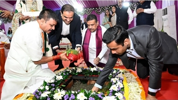 कोलकाता में अदानी आरोग्य मंदिर का उद्घाटन
