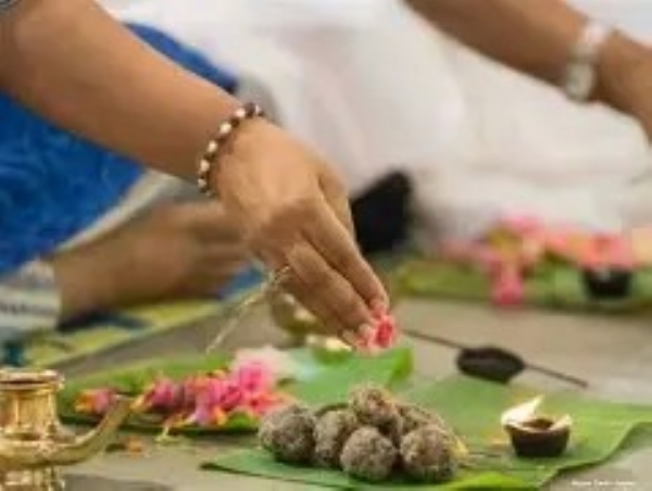 पितृ पक्ष से जुड़ी तस्वीर पितृ पक्ष से जुड़ी तस्वीर