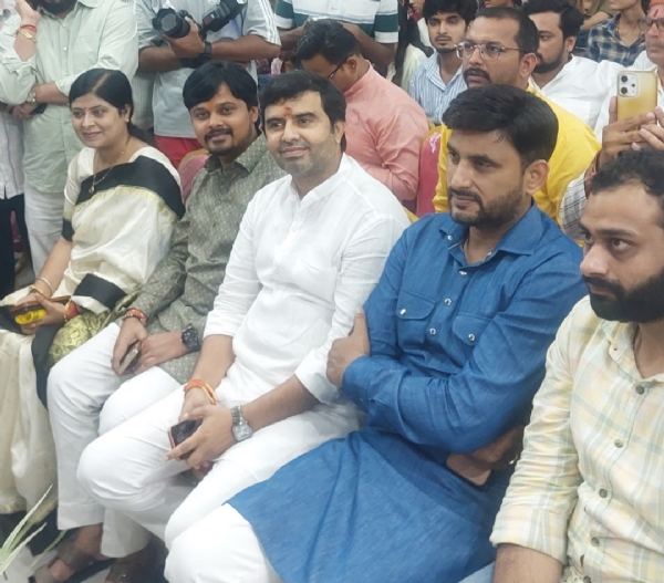 युवा संवाद में नीरज सिंह