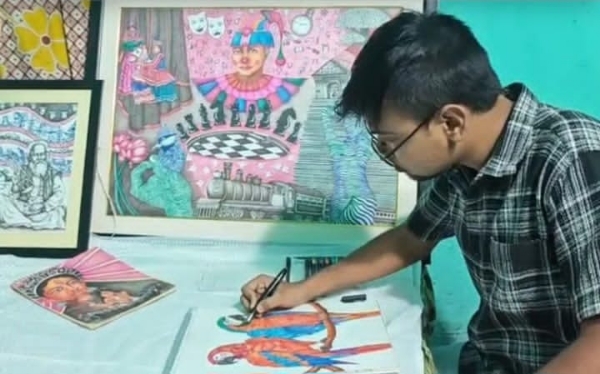 पेंटिंग करते विकाश दे