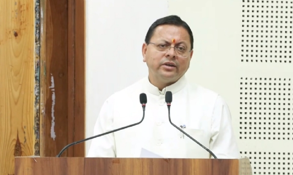 मुख्यमंत्री पुष्कर सिंह धामी कार्यक्रम को संबोधित करते हुए मुख्यमंत्री पुष्कर सिंह धामी कार्यक्रम को संबोधित करते हुए