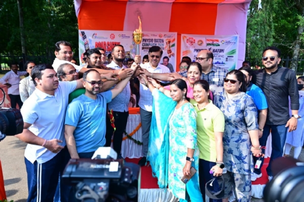 विश्व फिजियोथेरेपी दिवस पर सड़क सुरक्षा जागरूकता पदयात्रा का शुभारंभ